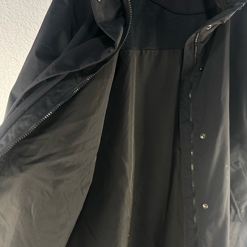 Athleta Forecast Rainout Shell II Black Sz XL - Picture 6 of 7